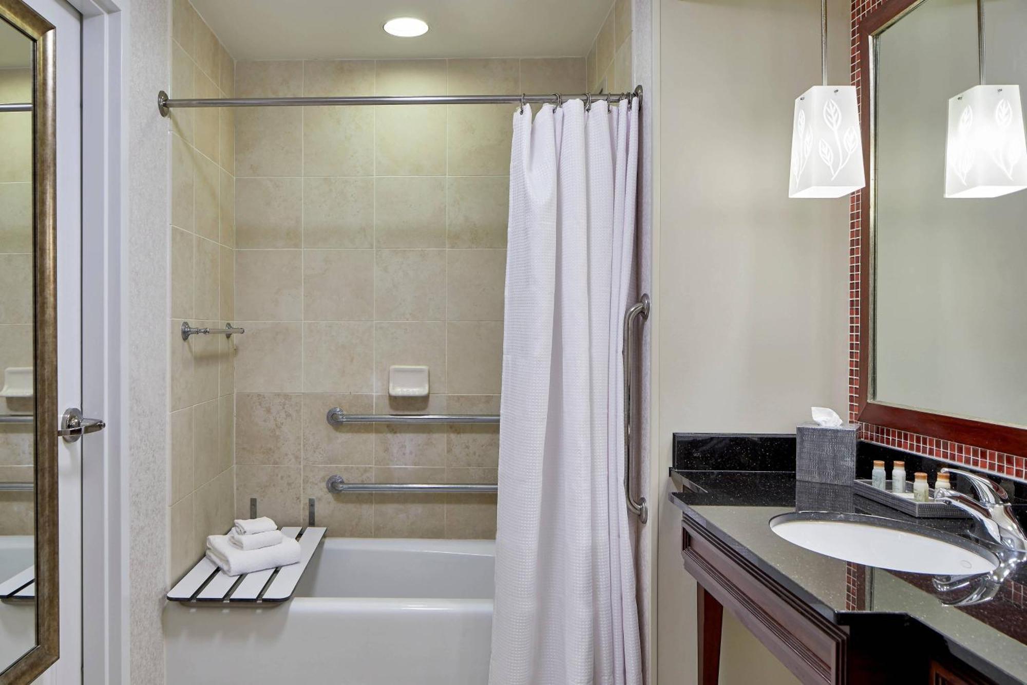 Renaissance Montgomery Hotel & Spa At The Convention Center Buitenkant foto