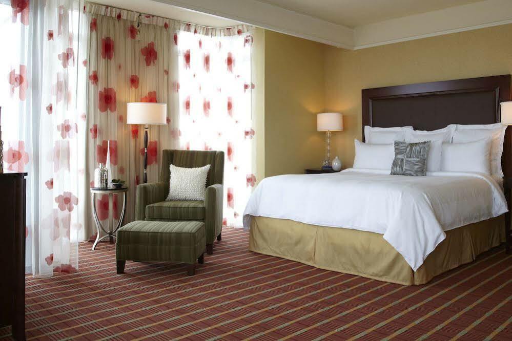 Renaissance Montgomery Hotel & Spa At The Convention Center Buitenkant foto